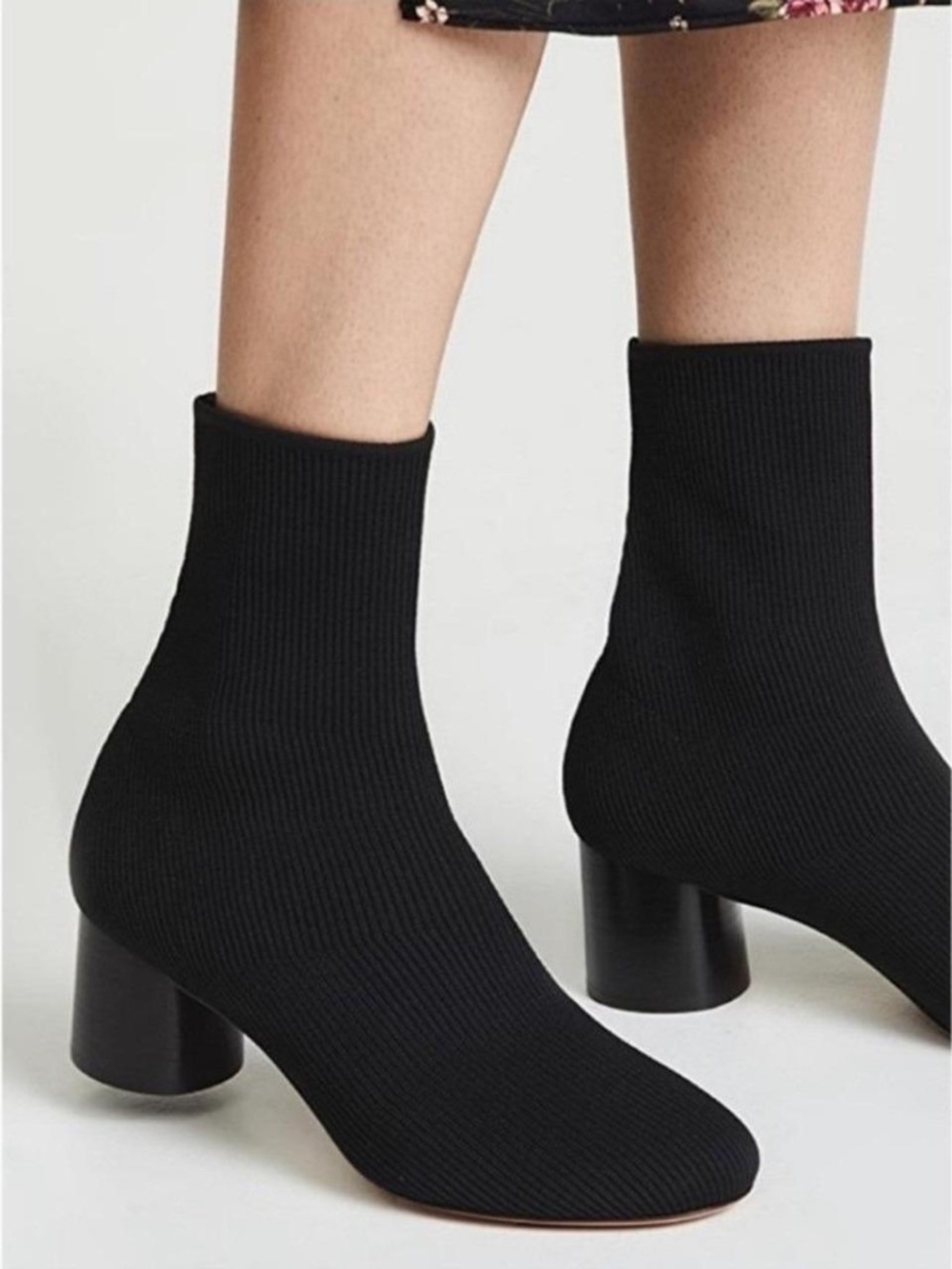 NWOT Vince Tasha Knit Boot in Black size 7